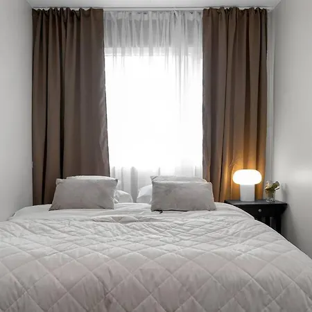 Ferienwohnung Cheerful 3Br Down Town Newly Renovated Reykjavík Exterior foto