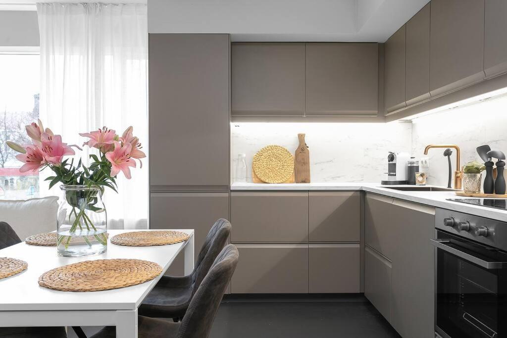 Appartement Cheerful 3br Down Town Newly Renovated Reykjavik